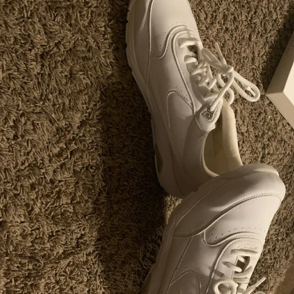 New balance shoes